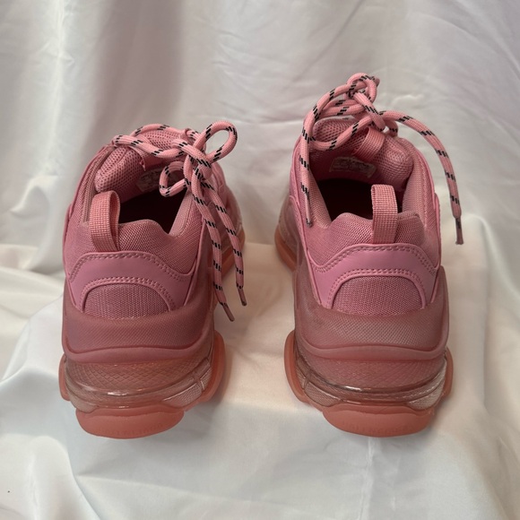 Balenciaga Pink Triple S - Picture 4 of 7
